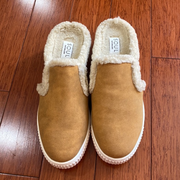 SOUL Naturalizer Shoes - Soul Naturalizer Tan and White Sherpa Slip in Mules